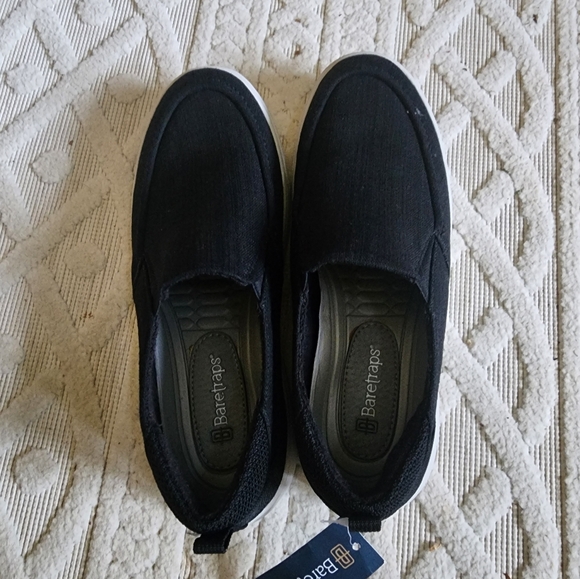 NWT BareTraps Sz 9 Men\'s Black Loafers main image 4